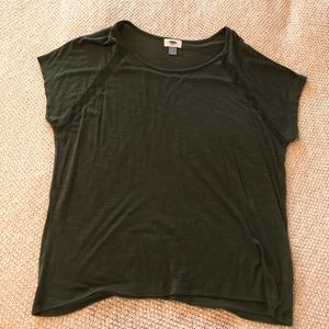Olive green medium Old Navy T shirt